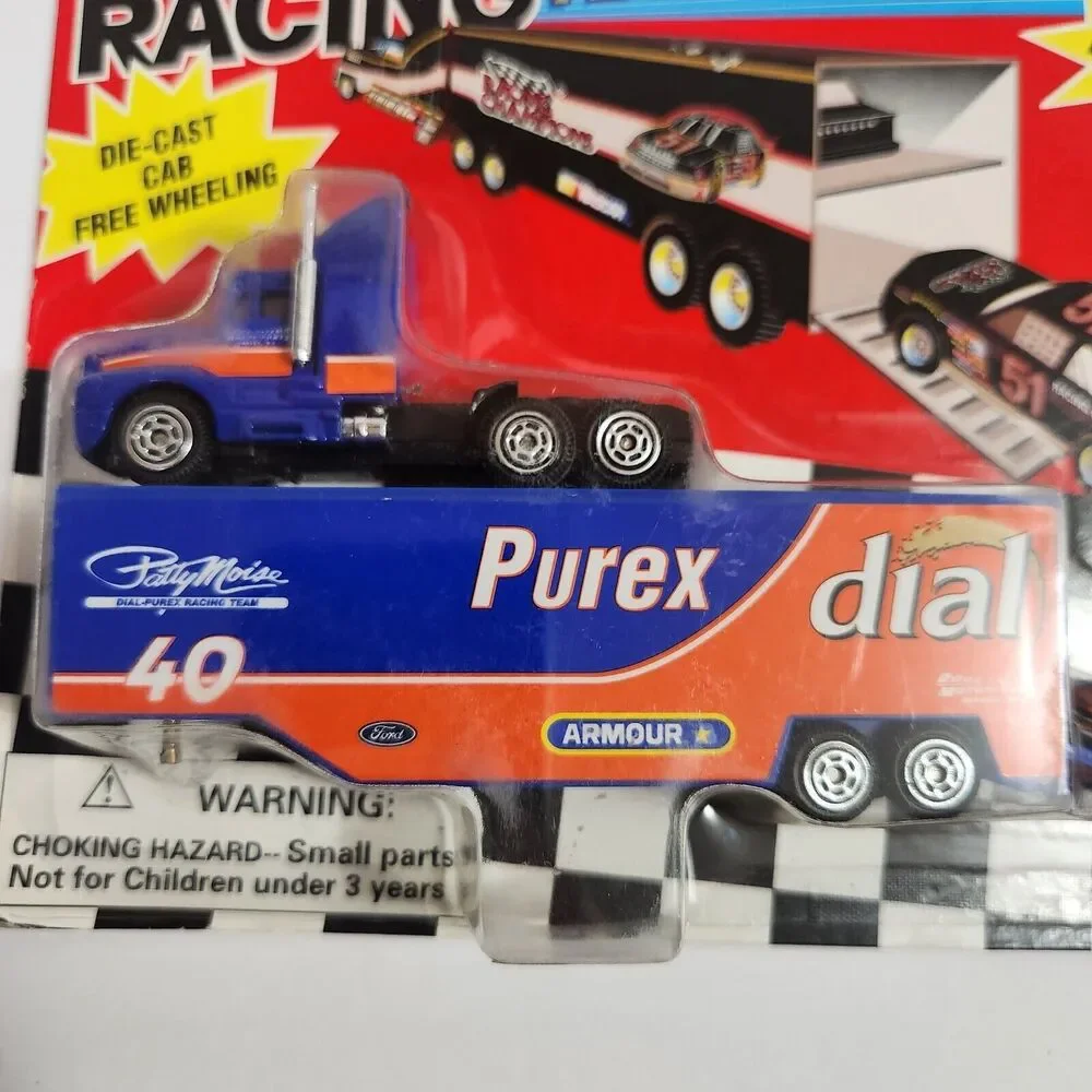 1995 Racing Champions NASCAR Dial-Purex Team Transporter #40 Patty Moise 1:87